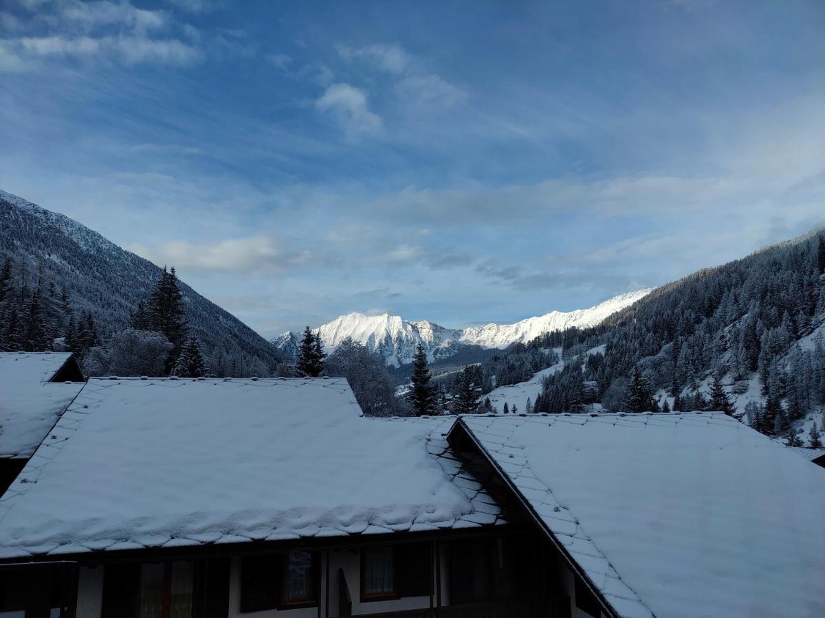 Hotel De Champoluc Esterno foto