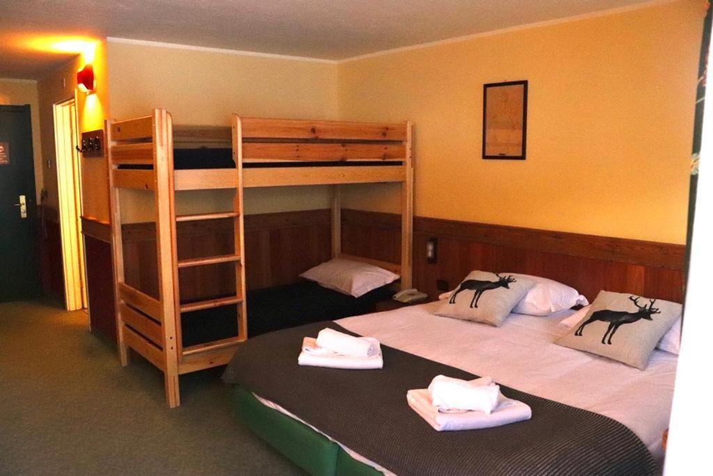 Hotel De Champoluc Esterno foto